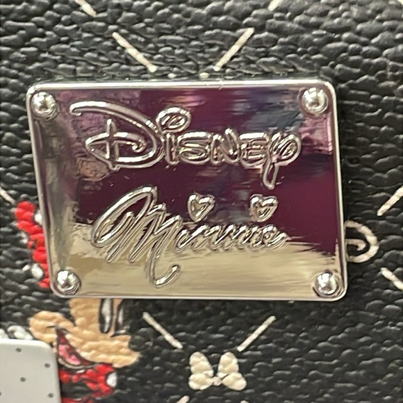 Disney Primark Minnie Mouse Camera Bag with Disney Minnie tumbler and Keychain - Picture 4 of 6